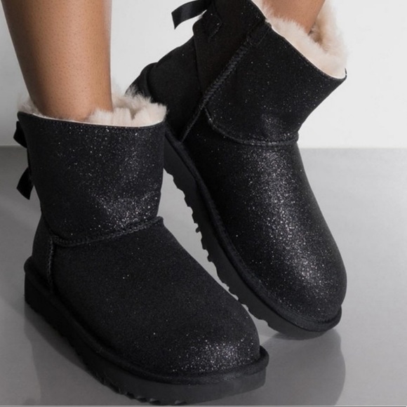 glitter bailey bow uggs
